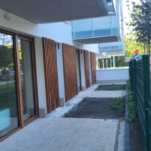 Poznań - Budynek mieszkalno-usługowy
